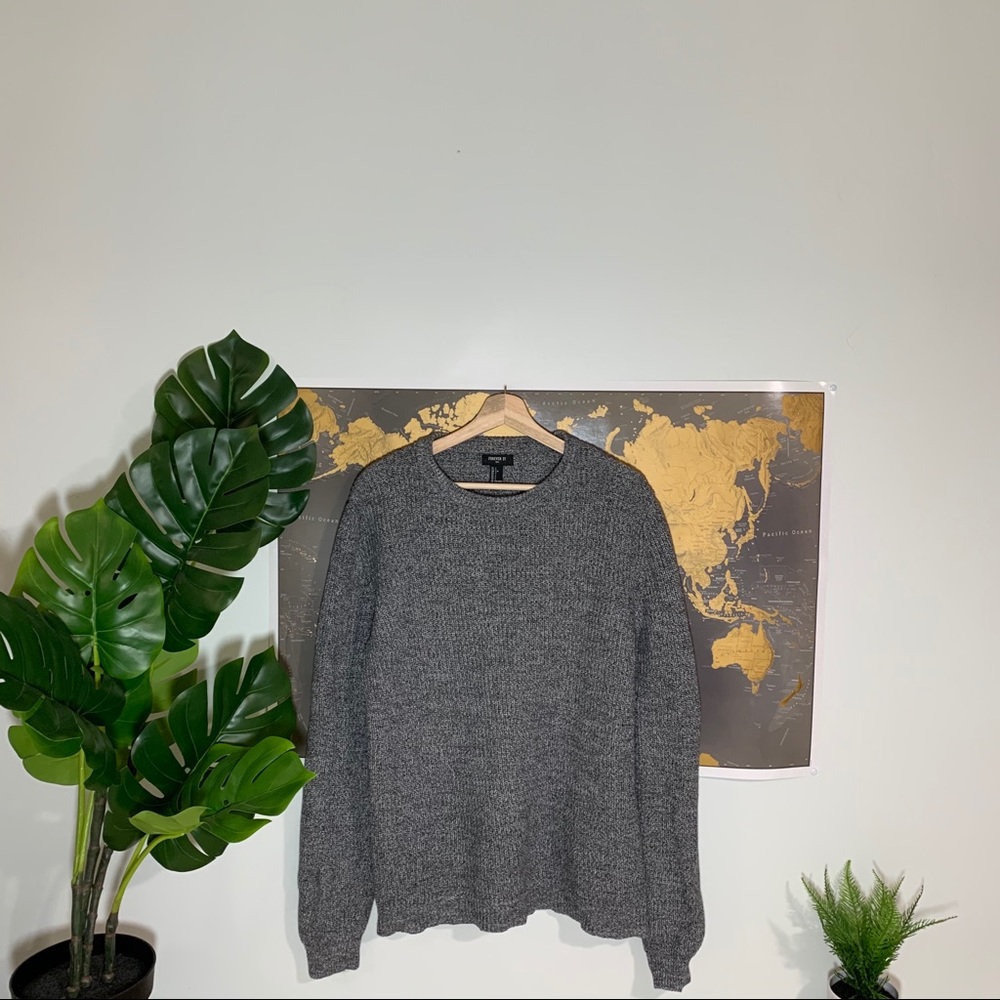 Very thick men’s sweater